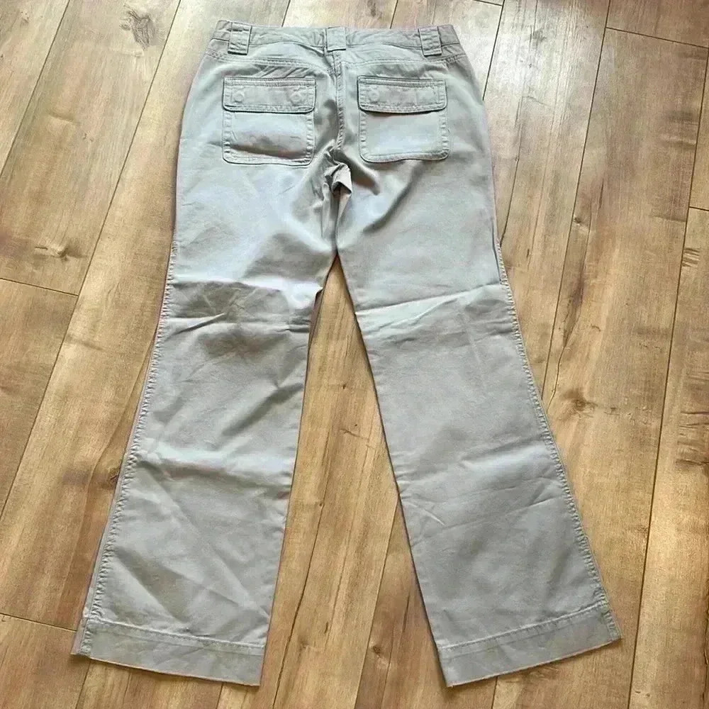 NWT J.Crew Weathered Broken-In Chino Classic Twill Gray Pants Sz 4P - Picture 6 of 7